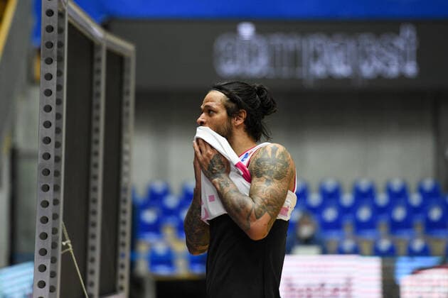 Chris Babb Telekom Baskets Bonn is disappointed with the defeat, GER, HAKRO Merlins Crailsheim vs Telekom Baskets Bonn, 07 04 2021, 29 match day easycredit Basketball Bundesliga, season 2020 2021 GER, HAKRO Merlins Crailsheim vs Telekom Baskets Bonn, 07 04 2021, 29 match day easycredit Basketball Bundesliga, season 2020 202 Crailsheim Copyright: xEibnerxPressefoto MichaelxMemmlerx EP_MMR