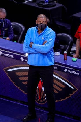 NEW ORLEANS, LA - APR 09: Philadelphia 76ers head coach Doc Rivers looks on against New Orleans Pelicans during a NBA, Basketball Herren, USA game between the New Orleans Pelicans and the Philadelphia 76ers at Smoothie King Center in New Orleans, LA on Apr 09, 2021. (Photo by Stephen Lew Icon Sportswire) NBA: APR 09 76ers at Pelicans Icon21040911765976