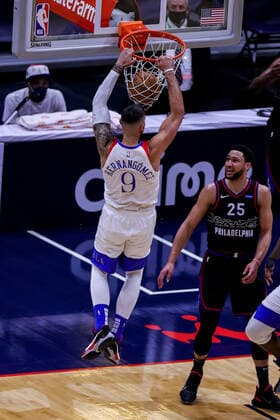NEW ORLEANS, LA - APR 09: New Orleans Pelicans center Willy Hernangomez (9) dunks the ball against Philadelphia 76ers guard Ben Simmons (25) during a NBA, Basketball Herren, USA game between the New Orleans Pelicans and the Philadelphia 76ers at Smoothie King Center in New Orleans, LA on Apr 09, 2021. (Photo by Stephen Lew Icon Sportswire) NBA: APR 09 76ers at Pelicans Icon21040911767076
