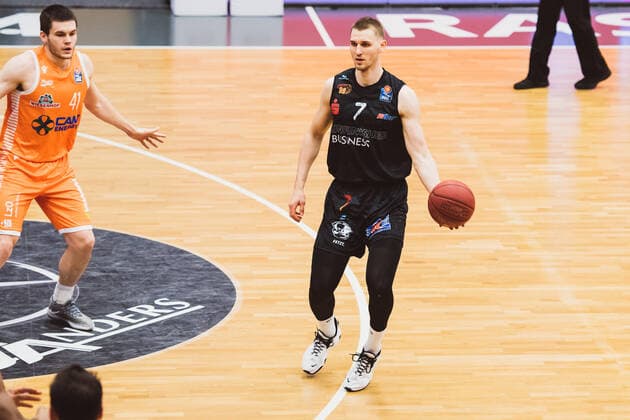 easyCredit BBL 27 Matchday RASTA Vechta vs NINERS Chemnitz, 10 04 2021 Jonas Richter NINERS Chemnitz, 7 easyCredit BBL 27 Matchday RASTA Vechta vs NINERS Chemnitz on 10 04 2021 in Vechta RASTA Dome , Germany, Copyright: xBEAUTIFULxSPORTS Neddermannx
