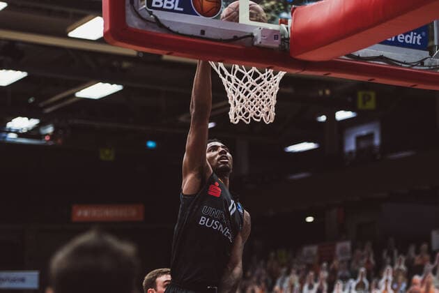 easyCredit BBL 27 Matchday RASTA Vechta vs NINERS Chemnitz, 10 04 2021 Isiaha Mike NINERS Chemnitz, 11 easyCredit BBL 27 Matchday RASTA Vechta vs NINERS Chemnitz on 10 04 2021 in Vechta RASTA Dome , Germany, Copyright: xBEAUTIFULxSPORTS Neddermannx