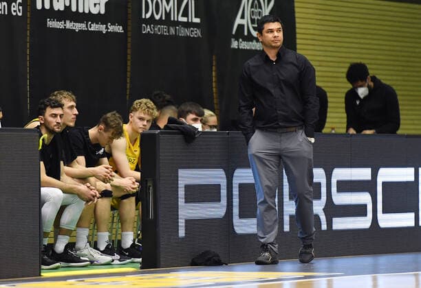 Basketball 2 Bundesliga 2020 2021 30 Matchday in Rottenburg at Volksbank Arena 10 04 2021 Tigers Tuebingen Bayer Giants Leverkusen Coach Daniel Jansson Tigers