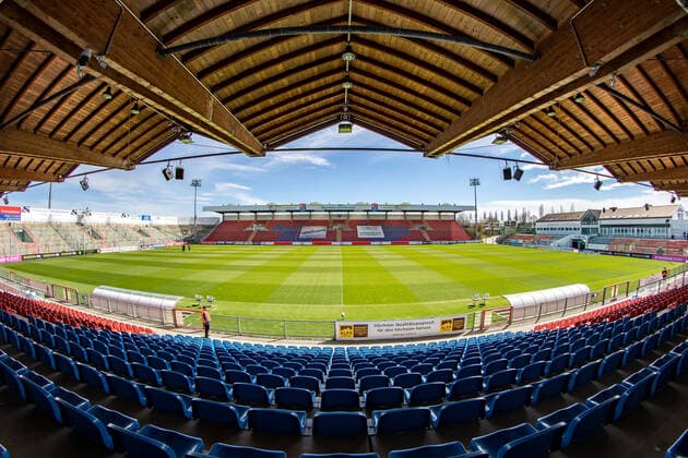 HDR shot view into the stadium about two hours before Anpriff 11 04 2021, Football, GER, 3 Liga, Saison 2020 21, 31 Spieltag, SpVgg Unterhaching vs SG Dynamo Dresden, Sportpark Unterhaching, SpVgg Unterhaching vs SG Dynamo Dresden