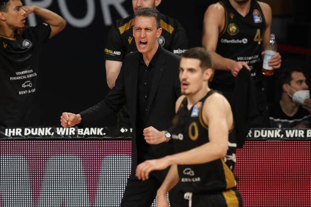 Head coach Pete Strobl Braunschweig GER, FC Bayern Basketball vs Loewen Braunschweig, basketball, easyCredit BBL, season 2020 2021, 11 04 2021, GER, FC Bayern Basketball vs Loewen Braunschweig, basketball, easyCredit BBL, season 2020 2021, 11 04 2021, Muenchen Copyright: xEIBNER MarcelxEngelbrechtx EP_EER