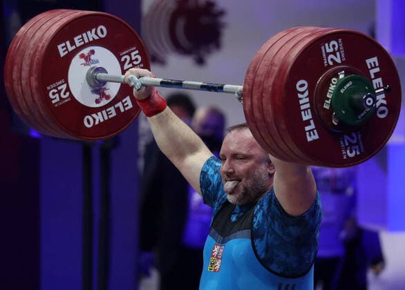 Bilder des Jahres 2021, Sport 04 April Sport Themen der Woche KW14 Sport Bilder des Tages MOSCOW, RUSSIA â€“ APRIL 11, 2021: Jiri Orsag of the Czech Republic competes in the menâ€™s over 109 kg category at the 2021 European Weightlifting Championships at Irina Viner-Usmanova Gymnastics Palace. Sergei Fadeichev TASS  TS0FC5D0
