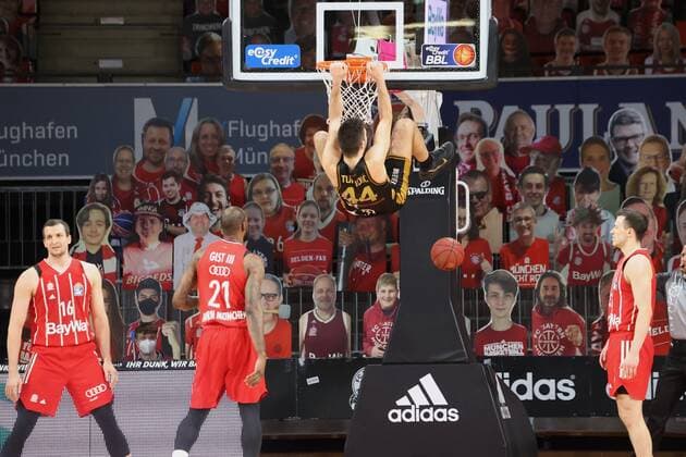 Braunschweigs 44 TURUDIC at the basket Basketball, Bayern Braunschweig, Bundesliga, 2020 2021 season, on 11 4 2021 in Munich, A U D I D O M E, Germany Source Copyright Credit Oryk HAIST xx