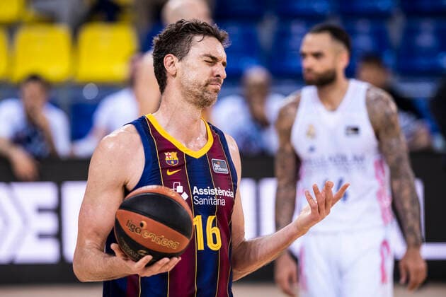 11th April 2021; Palau Blaugrana, Barcelona, Catalonia, Spain; Liga ACB Basketball, Barcelona versus Real Madrid; 16 Pau Gasol of Barcelona during the Liga Endesa match  ActionPlus12280747 MarcxGonzalezxAloma
