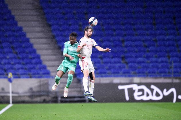 14 LEO DUBOIS (OL) - 03 SOULEYMAN DOUMBIA (SCO) FOOTBALL : Lyon vs Angers - Ligue 1 Uber Eats - 11 04 2021 FEP Panoramic 