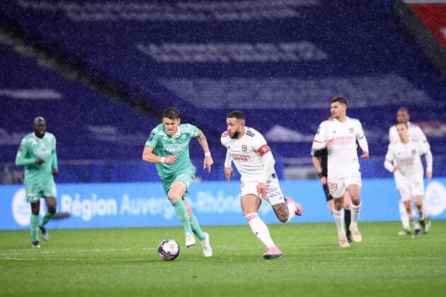 10 MEMPHIS DEPAY (OL) - 15 PIERRICK CAPELLE (SCO) FOOTBALL : Lyon vs Angers - Ligue 1 Uber Eats - 11 04 2021 FEP Panoramic 