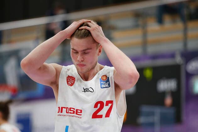 Germany , Goettingen, Sparkassen Arena GoeSF , 11 04 2021, emspor, emonline, despor, deonline, BG Goettingen vs s Oliver Wuerzburg, easyCredit BBL, 27 Spieltag Bild Disappointment for Jonas Weitzel s Oliver Wuerzburg Copyright: HMBxMedia JulienxBecker