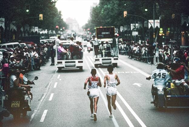 Yuko Arimori (JPN), Valentina Egorova (EUN), AUGUST 1, 1992 - Marathon : Yuko Arimori 1075 (R) of Japan and Valentina Egorova 501 (L) of EUN compete during the Women s Marathon at the 1992 Barcelona Olympic Games, Olympische Spiele, Olympia, OS in Spain. Noxthirdxpartyxsales  (158061094)