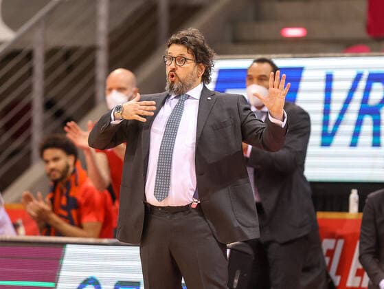 Andrea Trinchieri coach Bayern Muenchen , Telekom Baskets Bonn vs Bayern Muenchen, Basketball, 1 Easy Credit Bundesliga, 30 Spieltag, 13 04 2021, Telekom Baskets Bonn vs Bayern Muenchen, Basketball, 1 Easy Credit Bundesliga, 30 Spieltag, 13 04 2021 Bonn Copyright: xJoergxNiebergall Eibner-Pressefox EP_JNL