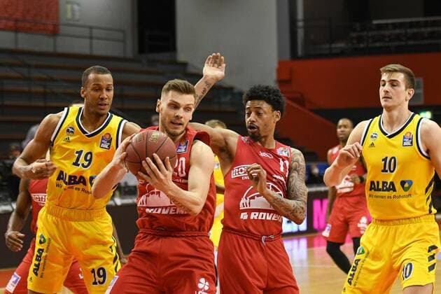Louis Olinde, Ferdinand Zylka, Diante Garrett, Tim Schneider 28 Spieltag, Basketball Bundesliga, Basketball season 2020 2021, Germany, easyCredit BBL, Germany, Giessen 46ers, giessen red, men, Jobstairs GIESSEN 46ers Alba Berlin, men, Berlin in yellow