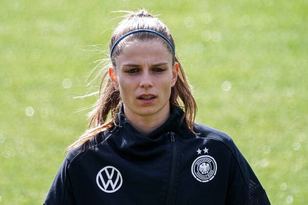 Tabea Waßmuth Wassmuth, DFB Women, 15 , Single image, Action, Portrait, 13 04 2021, Wiesbaden Germany , Football, Womens international match, Germany Norway, DFB DFL REGULATES PROHIBIT ANY USE OF PHOTOGRAPHS AS IMAGE SEQUENCES AND OR QUASI VIDEO xozx