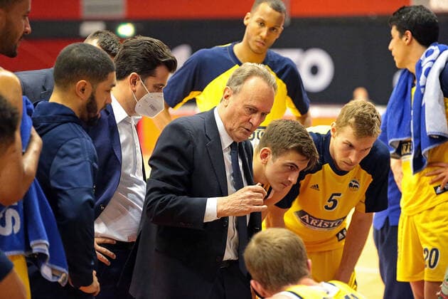 13 04 2021, xovx, Basketball BBL, JobStairs Gießen 46ers Alba Berlin coach Aito Garcia Reneses Alba Berlin Gießen Sporthalle Gießen Ost Hessen Germany EN