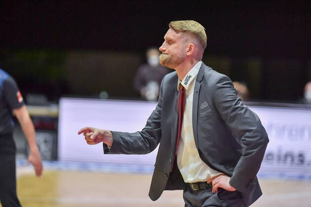 Chemnitz, Germany 14 April 2021 BBL 2020 2021 Niners Chemnitz vs Hakro Merlins Crailsheim coach Tuomas Iisalo Crailsheim fair Chemnitz Saxony Copyright: xFotostandx xDostmannx