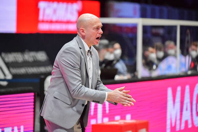 Chemnitz, Germany 14 April 2021 BBL 2020 2021 Niners Chemnitz vs Hakro Merlins Crailsheim coach Rodrigo Pastore Chemnitz Fair Chemnitz Saxony Copyright: xFotostandx xDostmannx