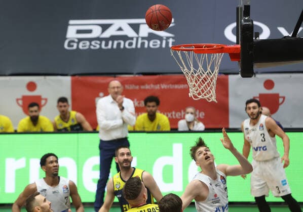 Basketball Germany, 1 Bundesliga, Hamburg Towers EWE Baskets Oldenburg, Hamburg, 14 04 2021 Justus Hollatz Towers, r Hamburg Germany