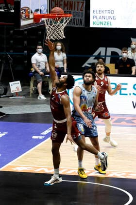 14 04 2021, easyCredit Basketball Bundesliga, BBL, season 2020 2021, men, Chemnitz Niners HAKRO Merlins Crailsheim Terrell Harris, Niners Chemnitz Chemnitz Fair Chemnitz Saxony Germany
