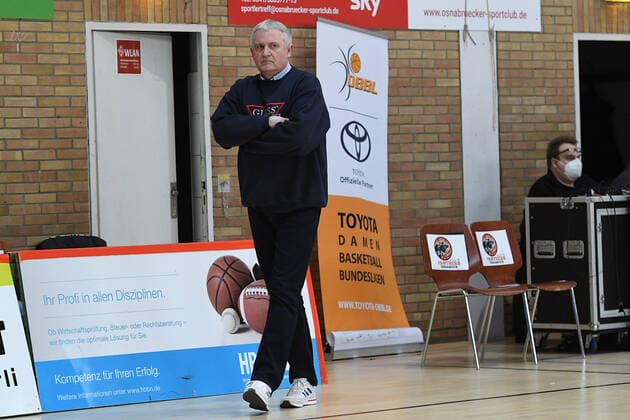 Basketball Women 1 Bundesliga Semifinal 2 Game GiroLive Panthers Osnabrück Herner TC on 16 04 2021 in the OSC Hall in Osnabrück Marek Piotrowski coach head coach Herne xRx