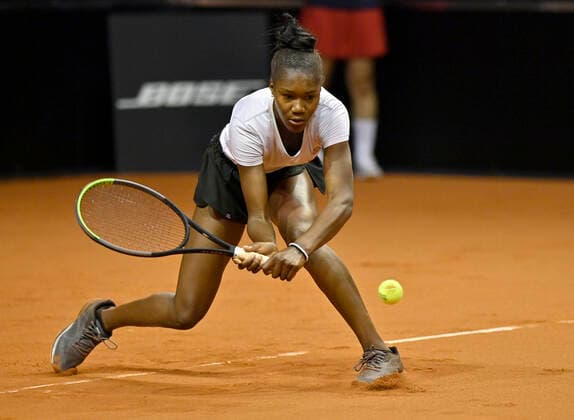 Noma NOHA AKUGUE GER Action Qualification Tennis Women Porsche Cup Porsche Tennis Grand Prix GP Stuttgart 2021 Porsche Arena 17 04 2021 Porsche Tennis Grand Prix Stuttgart 2021