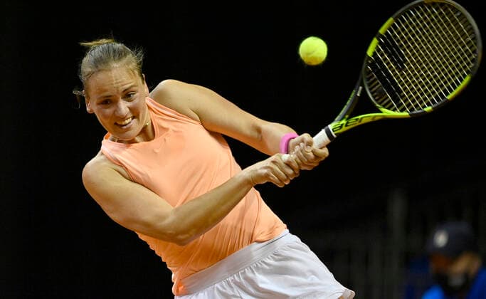 Stephanie Wagner GER Action Qualification Round 1 Tennis Women Porsche Cup Porsche Tennis Grand Prix GP Stuttgart 2021 Porsche Arena 17 04 2021 Porsche Tennis Grand Prix Stuttgart 2021