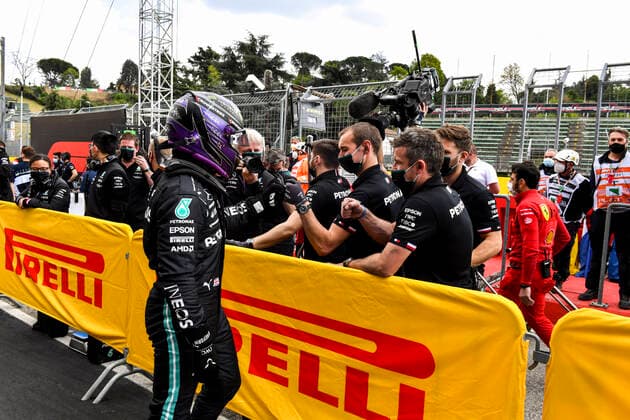F1 Grand Prix of Emilia Romagna 44 Lewis Hamilton (GBR, Mercedes-AMG Petronas F1 Team), F1 Grand Prix of Emilia Romagna at Autodromo Enzo e Dino Ferrari on April 17, 2021 in Imola, Italy. (Photo by Mark Sutton LAT Motorsport Images FIA Pool via HOCH ZWEI) Imola Italy Poolfoto HOCH ZWEI Pool Motorsport Images ,EDITORIAL USE ONLY
