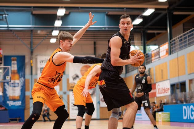 Maxwell Mahoney Kirchheim Knights 51 wiha Panthers Schwenningen vs VFL Kirchheim Knights, Basketball, BARMER 2 BASKETBALL BUNDESLIGA, Playoff Group 2, 1 Matchday, 2020 2021, 17 04 2021, wiha Panthers Schwenningen vs VFL Kirchheim Knights, Basketball, BARMER 2 BASKETBALL BUNDESLIGA, Playoff Group, 1 Matchday, 2020 2021, 17 04 2021, Villingen Schwenningen Copyright: xMiclasxHaasis Eibner-Pressefotox EP_mhs