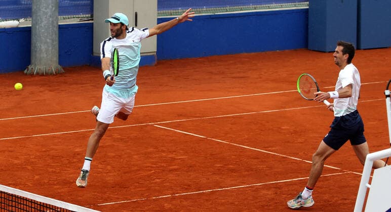 17.04.2021 Belgrade(Serbia) Serbia Challenger Open men s tennis doubles final Andres Molteni(R) Guillermo Duran(L) Argentina :