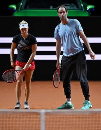 Angelique KERBER GER Training with coach Torben Beltz right Tennis Women Porsche Cup Porsche Tennis Grand Prix GP Stuttgart 2021 Porsche Arena 18 04 2021 Porsche Tennis Grand Prix Stuttgart 2021