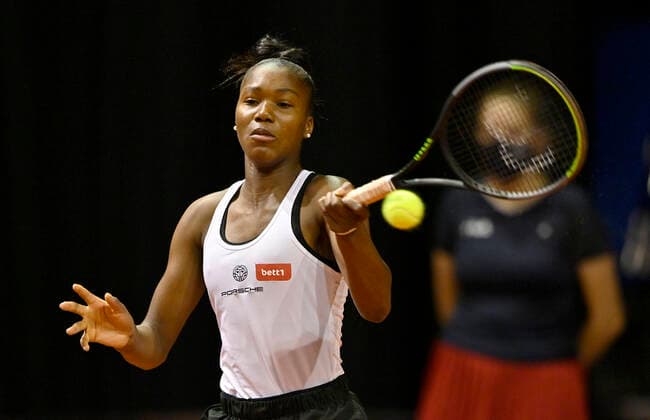 Noma NOHA AKUGUE GER Action Qualification Round 2 Tennis Women Porsche Cup Porsche Tennis Grand Prix GP Stuttgart 2021 Porsche Arena 18 04 2021 Porsche Tennis Grand Prix Stuttgart 2021