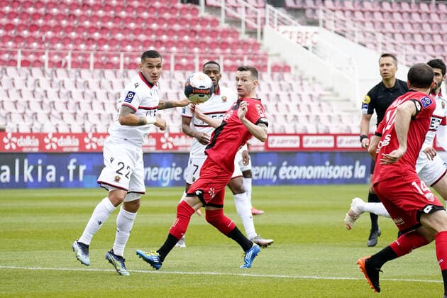 09 BERSANT CELINA (DIJ) - 22 RONY LOPES (NICE) FOOTBALL : Dijon vs Nice - Ligue 1 Uber Eats - 18 04 2021 FEP Panoramic 