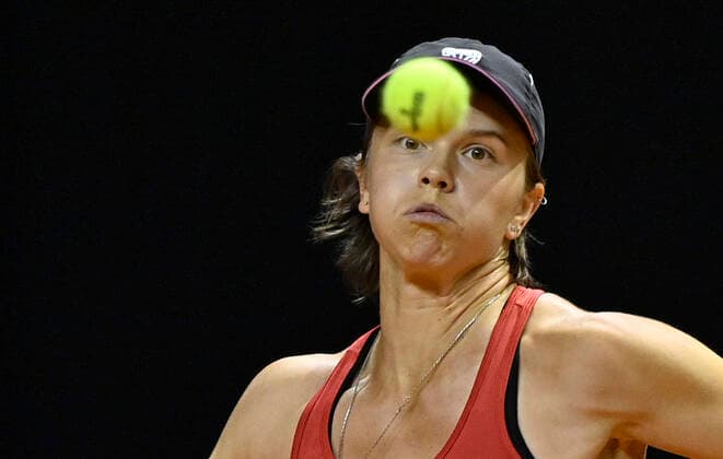 Katharina Gerlach GER Action Qualification Round 2 Tennis Women Porsche Cup Porsche Tennis Grand Prix GP Stuttgart 2021 Porsche Arena 18 04 2021 Porsche Tennis Grand Prix Stuttgart 2021