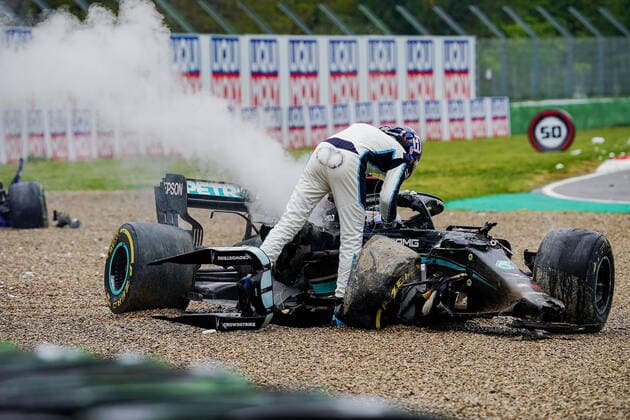 Formula 1 Pirelli Gran Premio Del Made In Italy E Dell emilia Romagna 2021 race 18 04 2021, Autodromo Enzo e Dino Ferrari, Imola, Formula 1 Pirelli Gran Premio Del Made In Italy E Dell emilia Romagna 2021 race ,in the picture George Russel GBR 63 , Williams Racing, Valtteri Bottas FIN 77 , Mercedes AMG Petronas Formula One Team Crash accident damage nordphotoxGmbHx xBratic nph00250