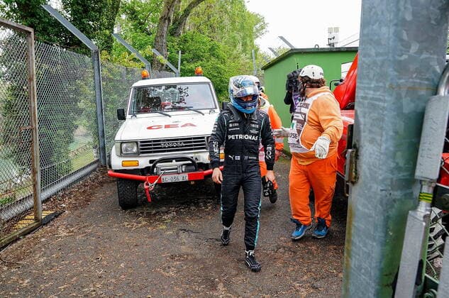 Formula 1 Pirelli Gran Premio Del Made In Italy E Dell emilia Romagna 2021 race 18 04 2021, Autodromo Enzo e Dino Ferrari, Imola, Formula 1 Pirelli Gran Premio Del Made In Italy E Dell emilia Romagna 2021 race ,in picture Valtteri Bottas FIN 77 , Mercedes AMG Petronas Formula One Team crash accident disappointed nordphotoxGmbHx xBratic nph00250