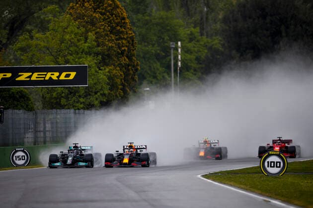44 Lewis Hamilton GBR, Mercedes AMG Petronas F1 Team , 33 Max Verstappen NED, Red Bull Racing , F1 Grand Prix of Emilia Romagna at Autodromo Enzo e Dino Ferrari on April 18, 2021 in Imola, Italy Photo by HOCH ZWEI Imola Italy