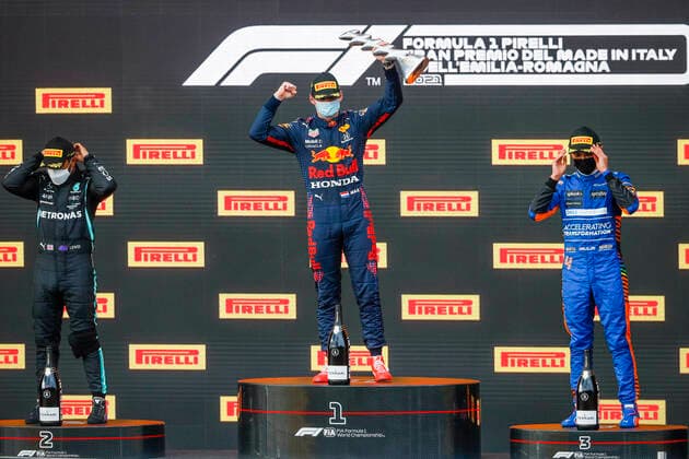 44 Lewis Hamilton GBR, Mercedes AMG Petronas F1 Team , 33 Max Verstappen NED, Red Bull Racing , 4 Lando Norris GBR, McLaren F1 Team , F1 Grand Prix of Emilia Romagna at Autodromo Enzo e Dino Ferrari on April 18, 2021 in Imola, Italy Photo by HOCH ZWEI Imola Italy
