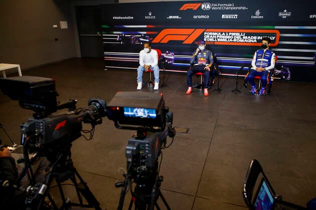 F1 Grand Prix of Emilia Romagna 44 Lewis Hamilton (GBR, Mercedes-AMG Petronas F1 Team), 33 Max Verstappen (NED, Red Bull Racing), 4 Lando Norris (GBR, McLaren F1 Team), F1 Grand Prix of Emilia Romagna at Autodromo Enzo e Dino Ferrari on April 18, 2021 in Imola, Italy. (Photo by Florent Gooden DPPI FIA Pool via HOCH ZWEI) Imola Italy Poolfoto HOCH ZWEI Pool Florent Gooden ,EDITORIAL USE ONLY