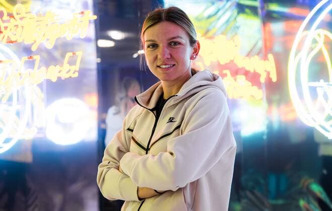 Mandatory Credit: Photo by Rob Prange Shutterstock (11863942bi) Simona Halep of Romania ahead of the 2021 Porsche Tennis Grand Prix WTA, Tennis Damen 500 tournament 2021 Porsche Tennis Grand Prix Qualifications Day 2 - 18 Apr 2021 2021 Porsche Tennis Grand Prix Qualifications Day 2 - 18 Apr 2021  Copyright: xRobxPrange Shutterstockx 11863942bi