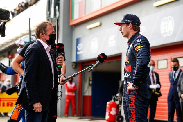 VERSTAPPEN Max (ned), Red Bull Racing Honda RB16B, portrait interview with BRUNDLE Martin, former F1 driver and TV presenter, during the Formula 1 Pirelli Gran Premio Del Made In Italy E Dell Emilia Romagna 2021 from April 16 to 18, 2021 on the Autodromo Internazionale Enzo e Dino Ferrari, in Imola, Italy - Photo Florent Gooden DPPI F1 - EMILIA ROMAGNA GRAND PRIX 2021 - RACE FLORENTGOODEN DPPIMedia  00121004__GDN8611