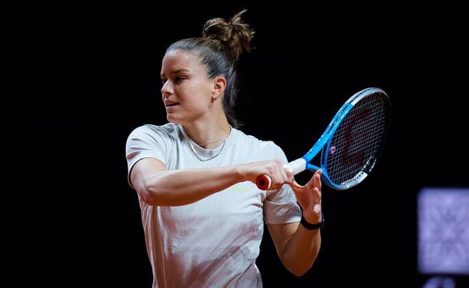 Mandatory Credit: Photo by Rob Prange Shutterstock (11864525ad) Maria Sakkari of Greece during practice ahead of the 2021 Porsche Tennis Grand Prix WTA, Tennis Damen 500 tournament Porsche Tennis Grand Prix, Tennis, Stuttgart, Germany - 19 Apr 2021 Porsche Tennis Grand Prix, Tennis, Stuttgart, Germany - 19 Apr 2021  Copyright: xRobxPrange Shutterstockx 11864525ad