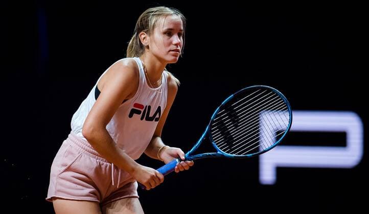 Mandatory Credit: Photo by Rob Prange Shutterstock (11864525ak) Sofia Kenin of the United States during practice ahead of the 2021 Porsche Tennis Grand Prix WTA, Tennis Damen 500 tournament Porsche Tennis Grand Prix, Tennis, Stuttgart, Germany - 19 Apr 2021 Porsche Tennis Grand Prix, Tennis, Stuttgart, Germany - 19 Apr 2021  Copyright: xRobxPrange Shutterstockx 11864525ak