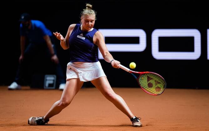 Mandatory Credit: Photo by Rob Prange Shutterstock (11864525ca) Nastasja Schunk of Germany in action during her first round match of the 2021 Porsche Tennis Grand Prix WTA, Tennis Damen 500 tournament Porsche Tennis Grand Prix, Tennis, Stuttgart, Germany - 19 Apr 2021 Porsche Tennis Grand Prix, Tennis, Stuttgart, Germany - 19 Apr 2021  Copyright: xRobxPrange Shutterstockx 11864525ca