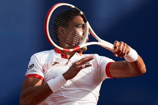 Brazilian tennis player Thiago Monteiro returns the ball to Spanish Jaume Munar during the Barcelona Open Banc Sabadell tennis tournament at Real Club de Tenis in Barcelona, Catalonia, Spain, 19 April 2021. Barcelona Open Banc Sabadell tennis tournament: Thiago Monteiro vs Jaume Munar !ACHTUNG: NUR REDAKTIONELLE NUTZUNG!  Copyright: xAlejandroxGarciax GRAF7883 20210419-637544566402026111