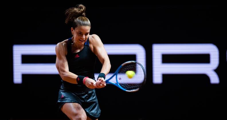 Mandatory Credit: Photo by Rob Prange Shutterstock (11864525eg) Maria Sakkari of Greece in action during her her first-round match at the 2021 Porsche Tennis Grand Prix WTA, Tennis Damen 500 tournament Porsche Tennis Grand Prix, Tennis, Stuttgart, Germany - 19 Apr 2021 Porsche Tennis Grand Prix, Tennis, Stuttgart, Germany - 19 Apr 2021  Copyright: xRobxPrange Shutterstockx 11864525eg