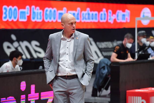 Chemnitz, Germany 19 April 2021 BBL 2020 2021 Niners Chemnitz vs Hamburg Towers coach Rodrigo Pastore Chemnitz Fair Chemnitz Saxony Copyright: xFotostandx xDostmannx