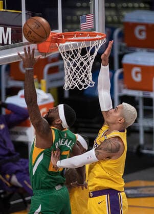 April 19, 2021, Los Angeles, California, USA: Kyle Kuzma 0 of the Los Angeles Lakers is unable to block a shot by Royce O Neale 23 of the Utah Jazz during their regular season NBA, Basketball Herren, USA game on Monday April 19, 2021 at the Staples Center in Los Angeles, California. Lakers lose to Jazz, 97-111. PI Los Angeles USA - ZUMAp124 20210419_zaa_p124_008 Copyright: xJAVIERxROJASx