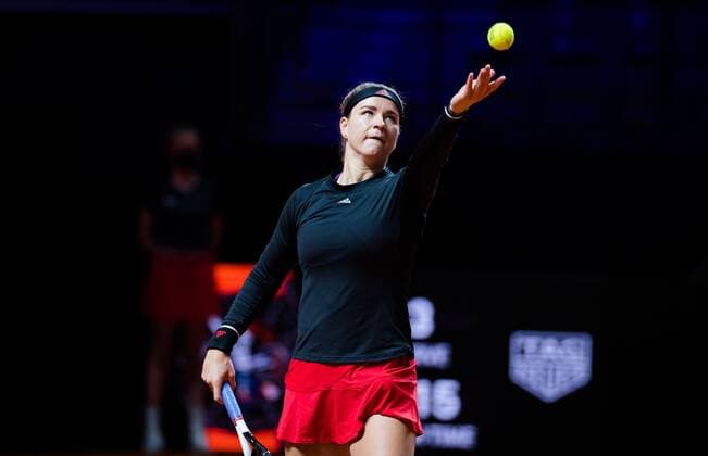 Mandatory Credit: Photo by Rob Prange Shutterstock (11864527i) Karolina Muchova of the Czech Republic in action during her first-round match at the 2021 Porsche Tennis Grand Prix WTA, Tennis Damen 500 tournament Porsche Tennis Grand Prix, Tennis, Stuttgart, Germany - 20 Apr 2021 Porsche Tennis Grand Prix, Tennis, Stuttgart, Germany - 20 Apr 2021  Copyright: xRobxPrange Shutterstockx 11864527i