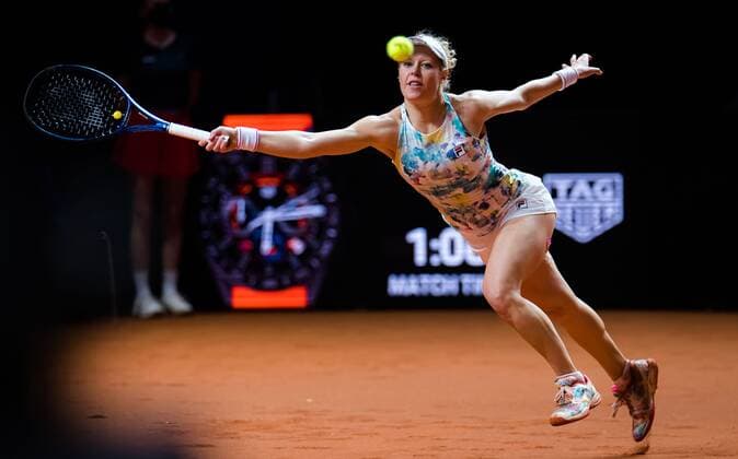 Mandatory Credit: Photo by Rob Prange Shutterstock (11864527bn) Laura Siegemund of Germany in action during the first-round at the 2021 Porsche Tennis Grand Prix WTA, Tennis Damen 500 tournament Porsche Tennis Grand Prix, Tennis, Stuttgart, Germany - 20 Apr 2021 Porsche Tennis Grand Prix, Tennis, Stuttgart, Germany - 20 Apr 2021  Copyright: xRobxPrange Shutterstockx 11864527bn