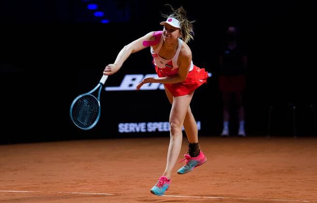 Mandatory Credit: Photo by Rob Prange Shutterstock (11864527bw) Mona Barthel of Germany in action during the first-round at the 2021 Porsche Tennis Grand Prix WTA, Tennis Damen 500 tournament Porsche Tennis Grand Prix, Tennis, Stuttgart, Germany - 20 Apr 2021 Porsche Tennis Grand Prix, Tennis, Stuttgart, Germany - 20 Apr 2021  Copyright: xRobxPrange Shutterstockx 11864527bw